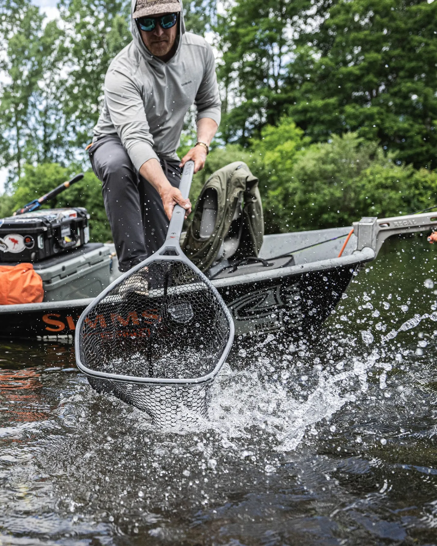 Outlet Simms Fishing Daymaker Boat Net - Long Handle