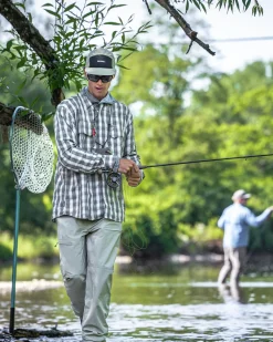 Hot Simms Fishing Men's Big Sky Fishing Shirt 2024 Grayling Plaid