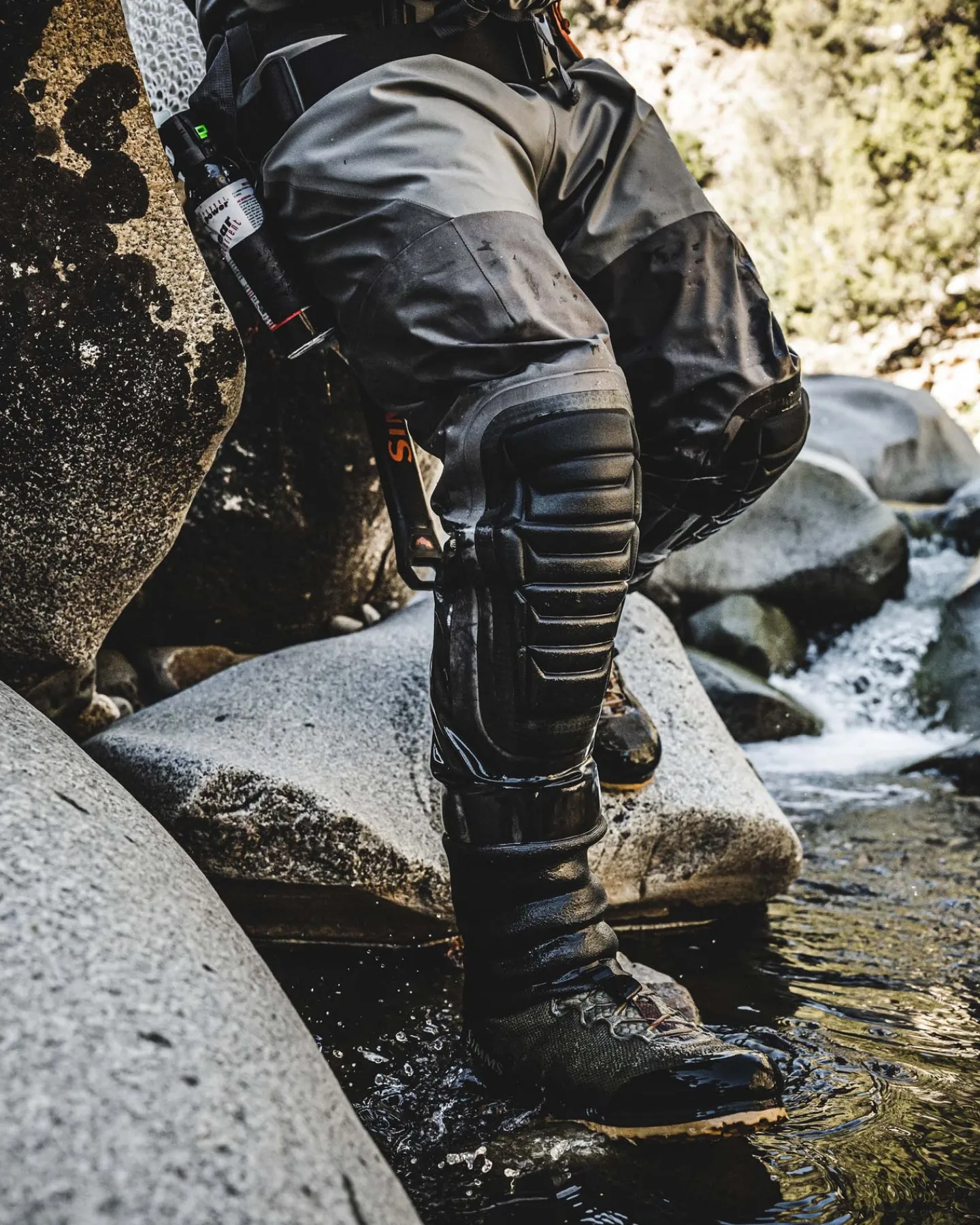 Best Simms Fishing Men's Confluence Stockingfoot Waders Graphite