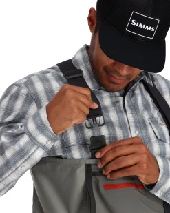 Clearance Simms Fishing Men's Freestone® Waders - Stockingfoot Smoke