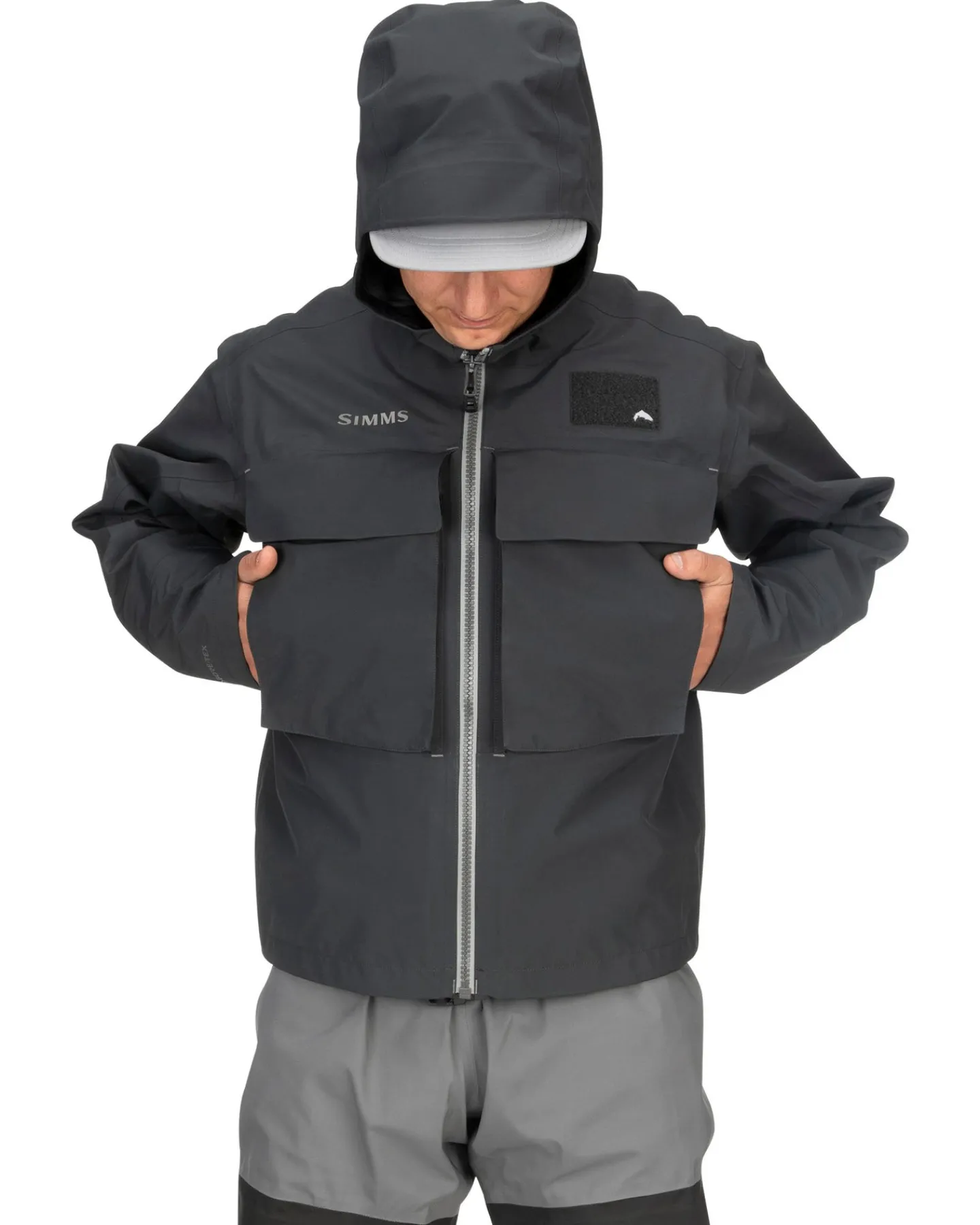 Simms Fishing Men's Guide Classic Wading Jacket Carbon