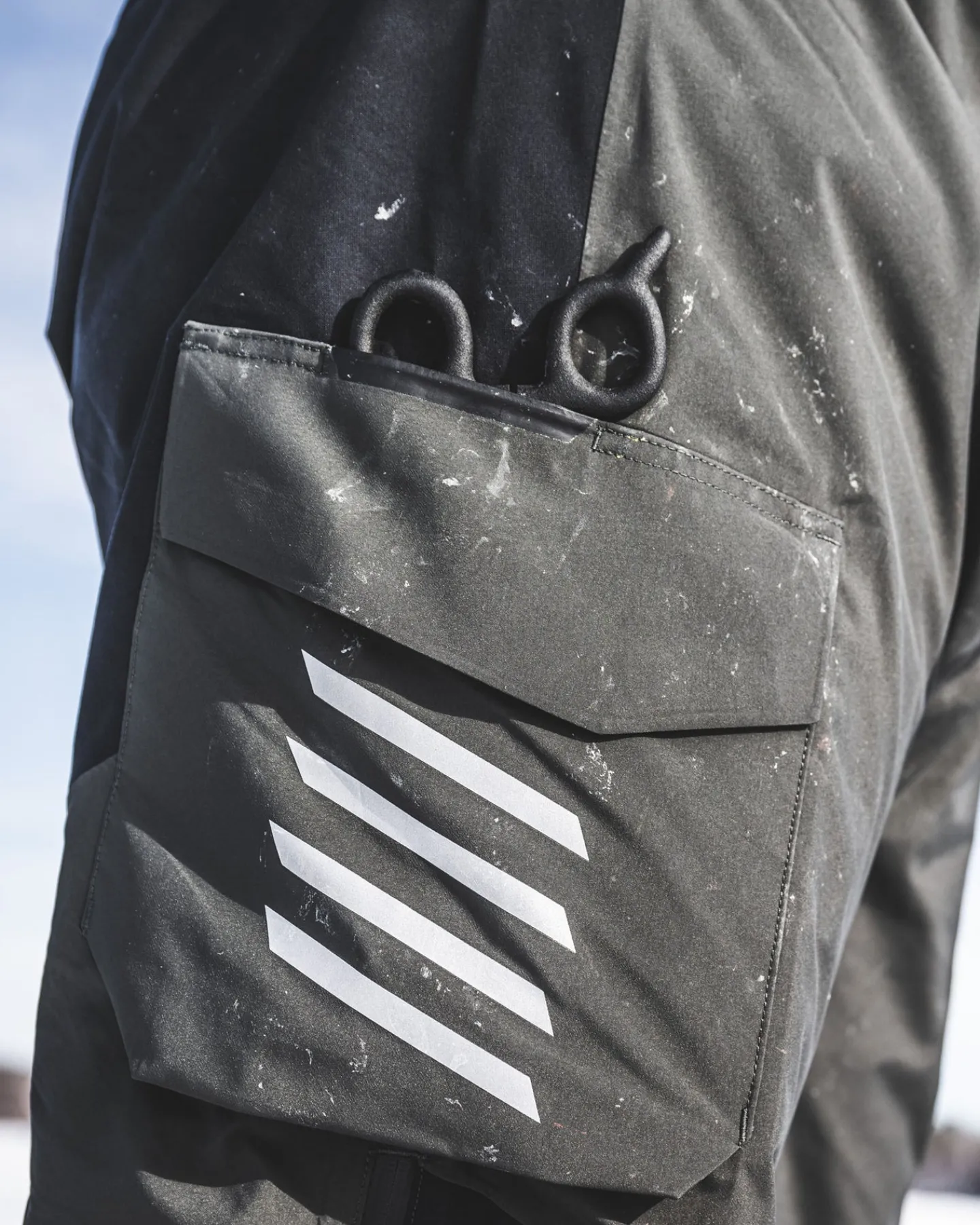 Online Simms Fishing Men's Simms Challenger Insulated Bib Black