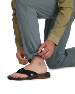 Sale Simms Fishing Men's Superlight Fishing Pant